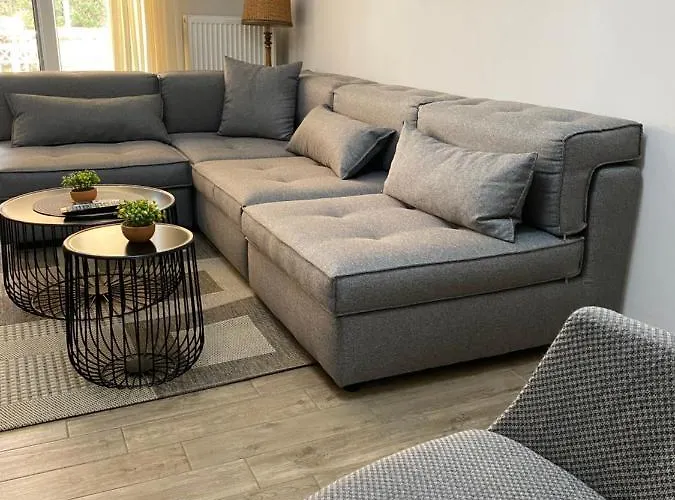 Comfortable & Quiet Apartment 1