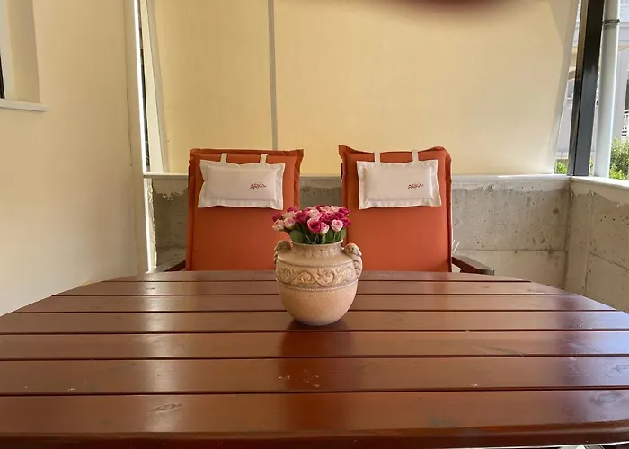 Comfortable & Quiet Apartment 1